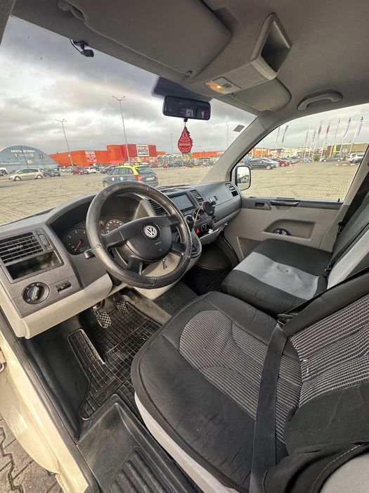 Autoturism VW Transporter T5