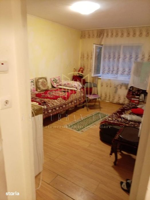 Berceni Luica garsonieră decomandată