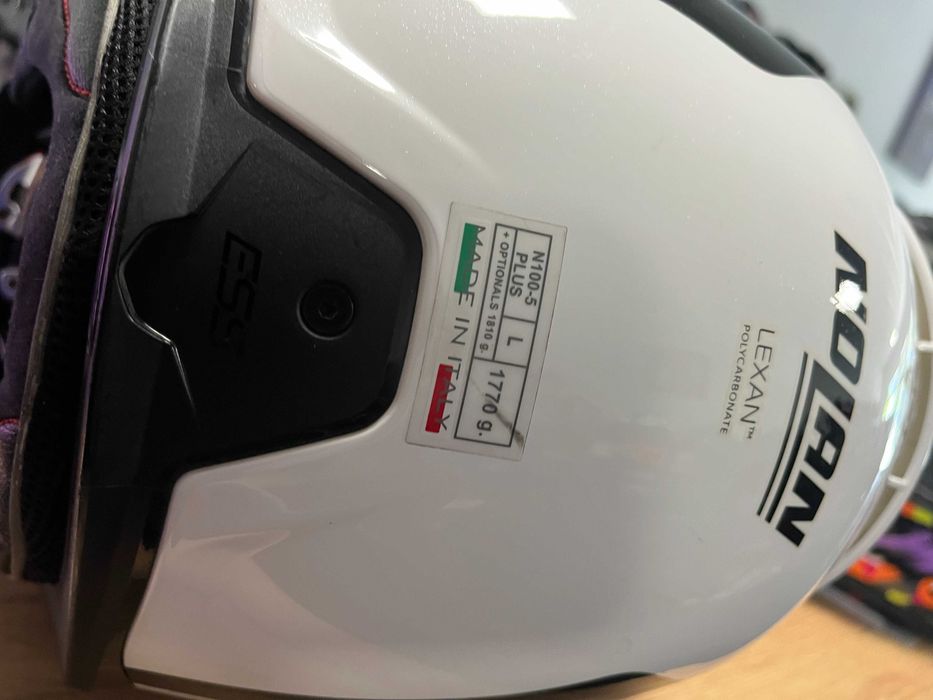 Отваряема мото каска NOLAN N100.5 ,размер L 59-60 см. вградени очила,