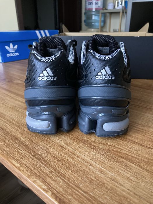 Оригинални унисекс маратонки Adidas Ozweego Pro