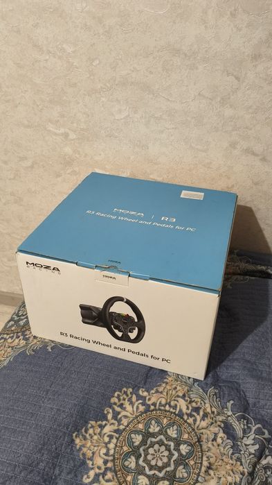 Продам руль Moza R3 (подходит для ПК).