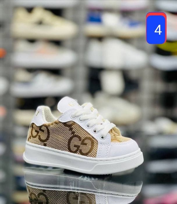 Adidasi fetite si baieti