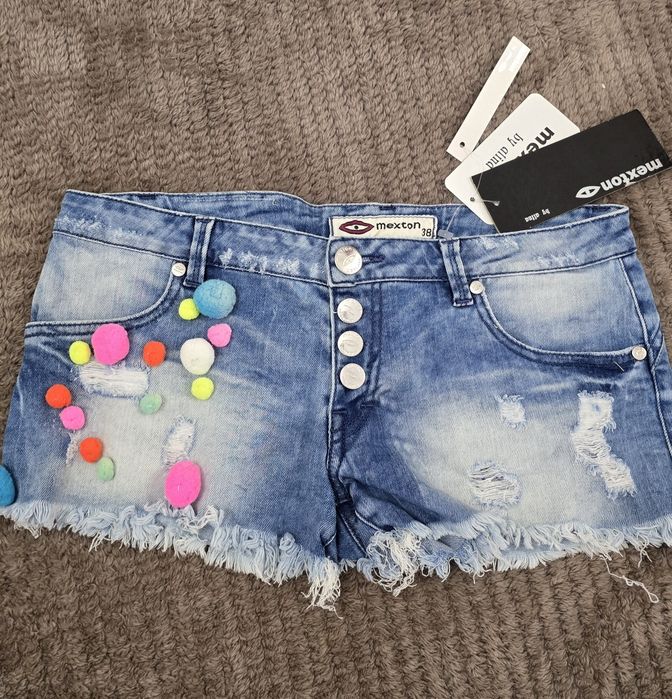 Set Mexton nou cu etichetă – Corset + Blugi scurți