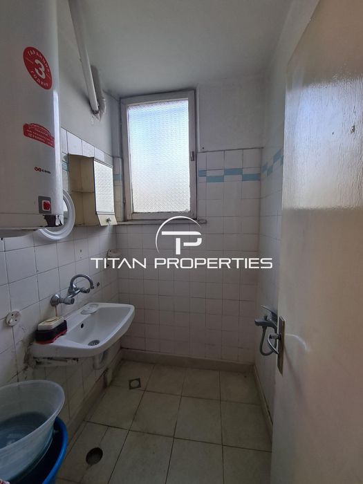 Продава се Тристаен апартамент в Пловдив, Южен - 100 кв.м за 1300 €/кв.м - Снимка #6