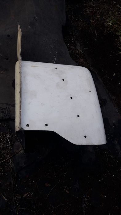 Продам пластиковые крылья Зил 4331