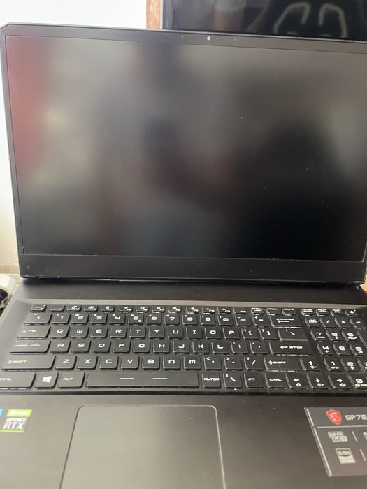 Laptop MSI GP76 Leopard 11UG-498XRO Intel Core i7-11800H pana la