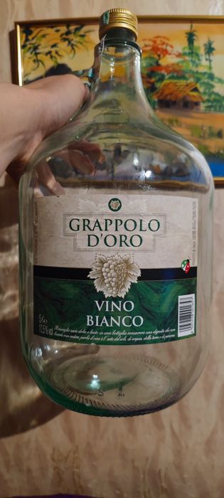 Продам бутыль стеклянный 5 л