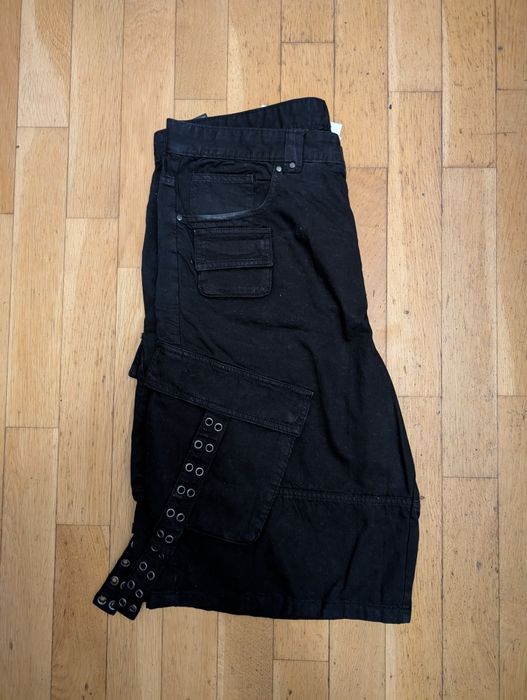 blugii scurti marimea 44/xl - L