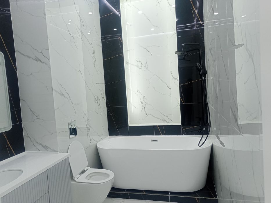 Сдается Впервые 2 ком кв район Батыс 2,Два уровня