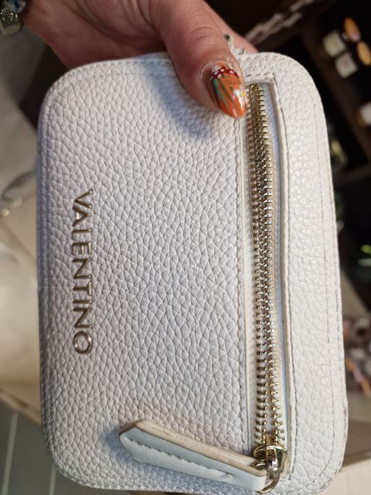 Valentino  малка бяла чанта