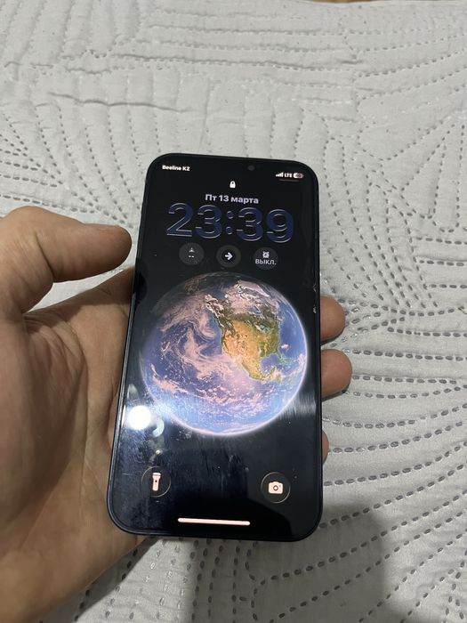 Айфон 12 продам.