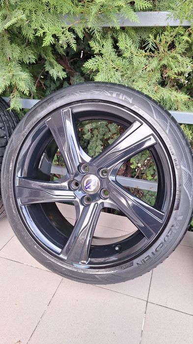 Jante Ixion 18' volvo 235/40/18