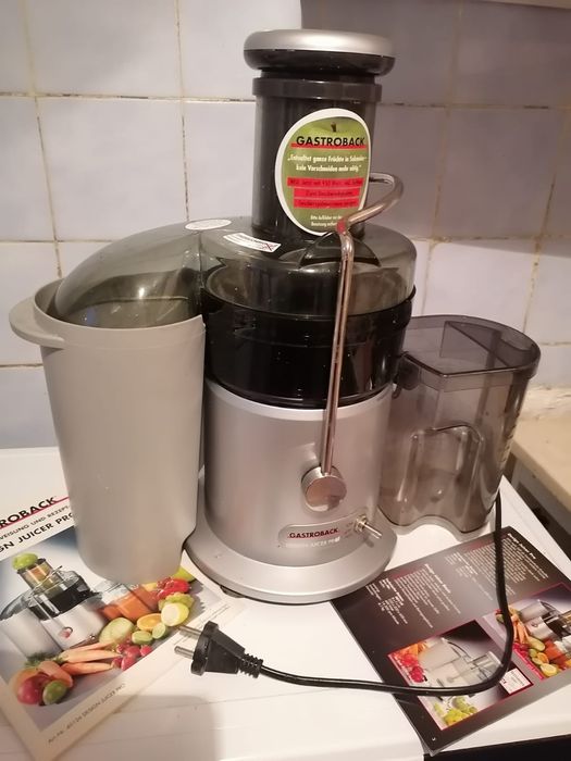 Продам соковыжималку