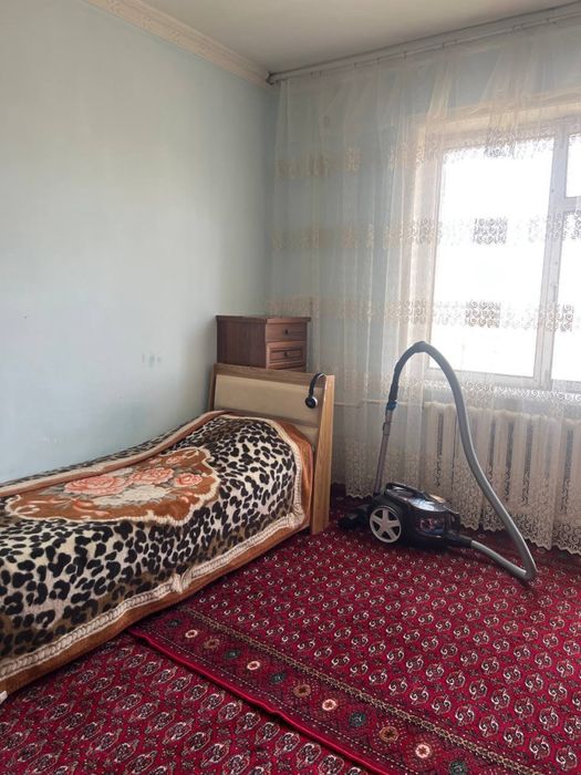 Продается 4х комнатная квартира в г.Алмалык