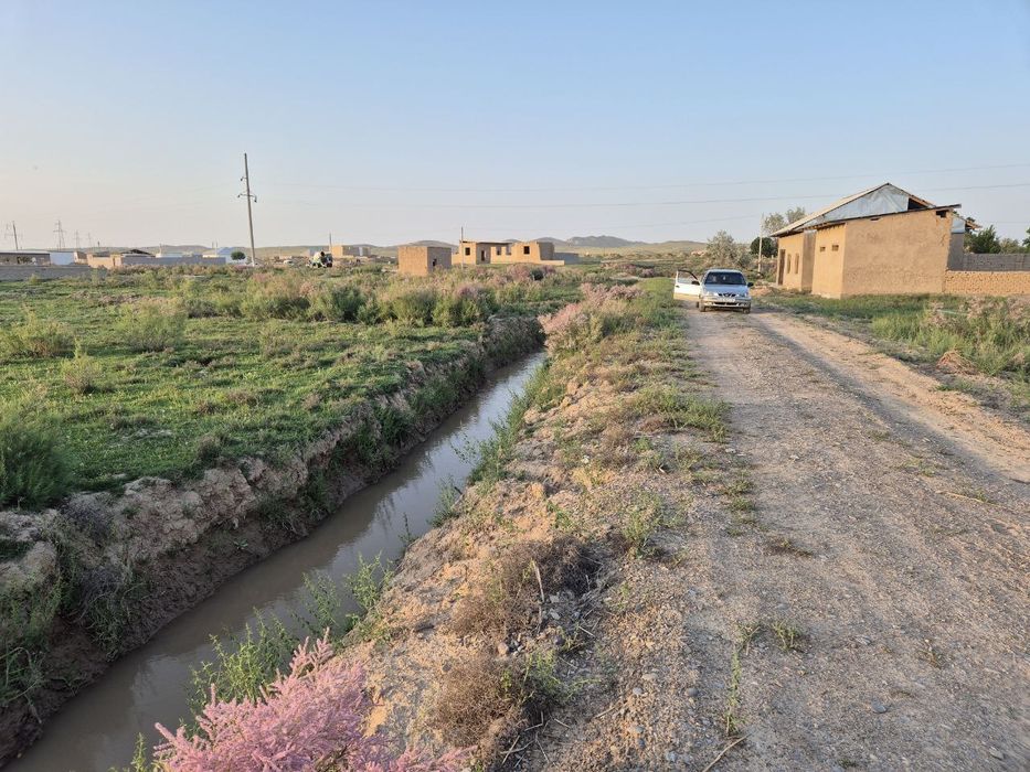 Арзон нархда йер сотилади шахардан
