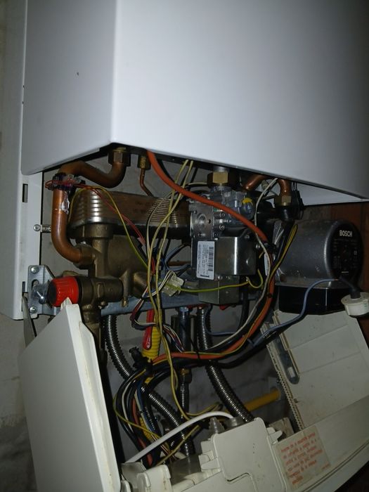 Centrala BOSCH, 24KW(3000W), tiraj forțat,  pt piese