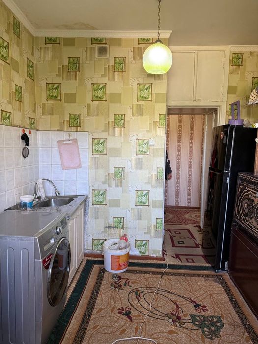 Sotiladi kvartira 2 xona