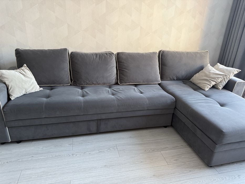 Продам диван угловой