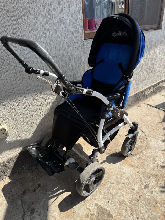 Коляска для детей с дцп