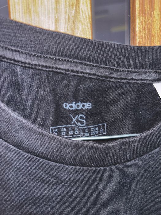 Vand Tricou Adidas Essentials / Marimea S