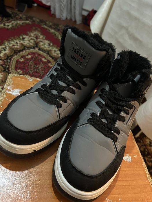 Зимняя мужская обув, договорная