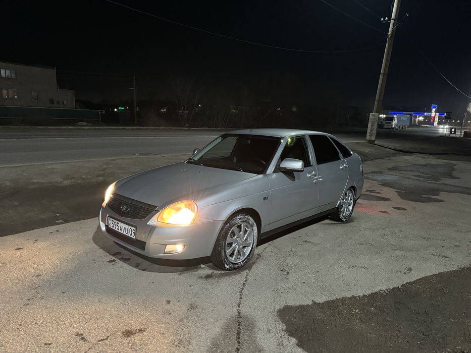 Приора 2 люкс 2015 год