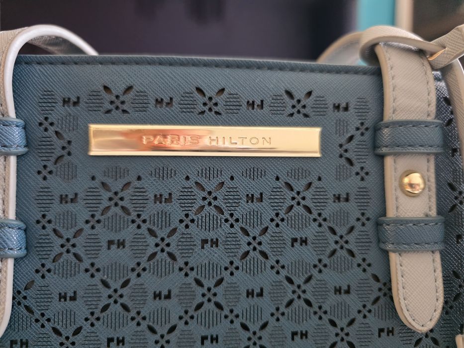 Дамска чанта PARIS HILTON