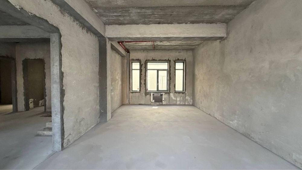 Охунбобоев , Мевазор махаллада 2,7 соток участка сотилади.