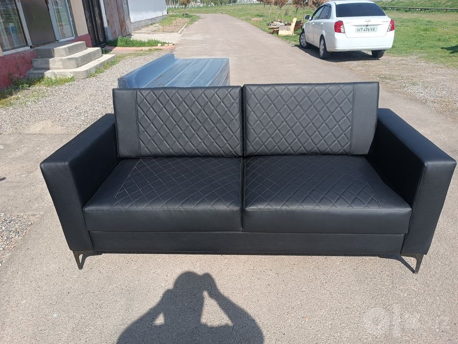 Перетяжка мягкий мебели и изготовление