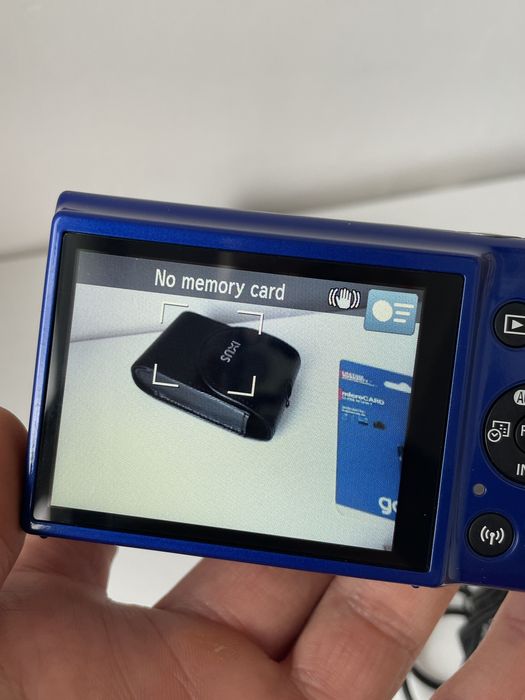 Aparat Foto Digital CANON IXUS 190 Blue 20.0MP 10X Optical Zoom CCD Sensor