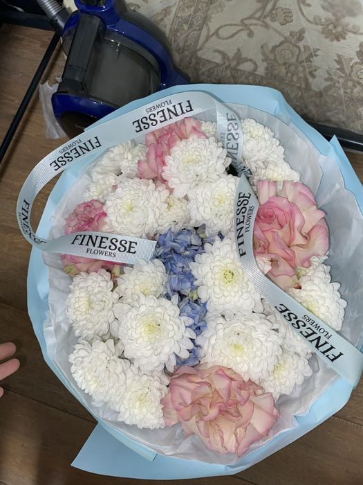 Цветы продам синяя и розовая