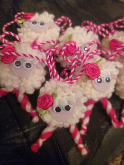 Мартеници овчици