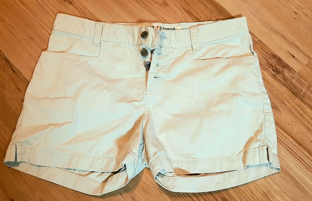 Дамски къси панталони Guess