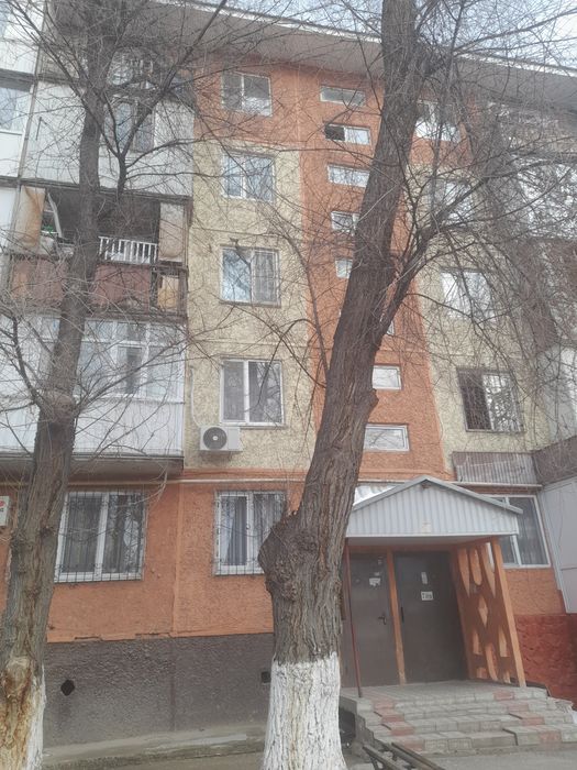 Срочно продаю 4-ком квартиру.