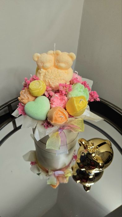 Подаръчни Букети от Ароматни Свещи