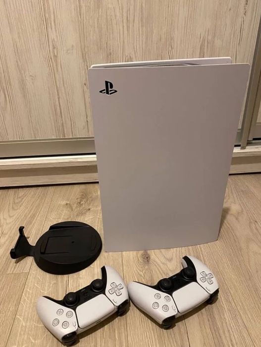 PlayStation 5 с дисководом