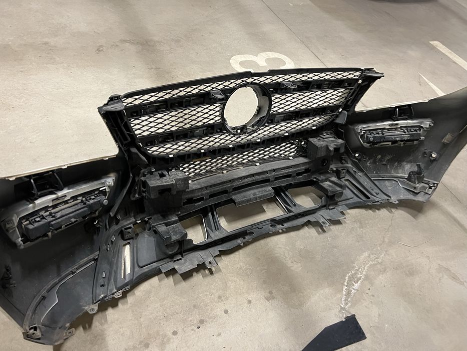 Предна броня GL 350 W166 / X166