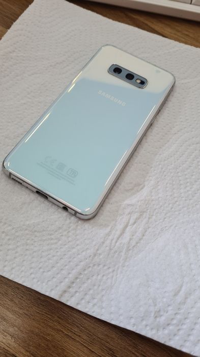Samsung S10 e 8/128gb