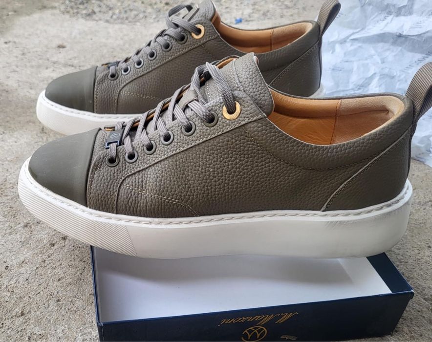 Продается …………..