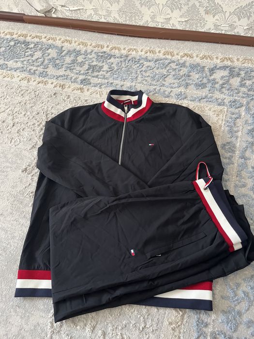 Одежда,томми.