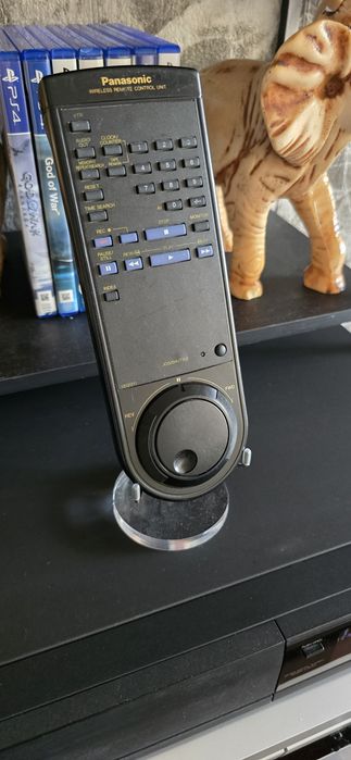 VHS  panasonic -nv F-75