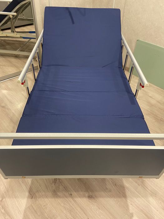 Кровать для лежачих больных