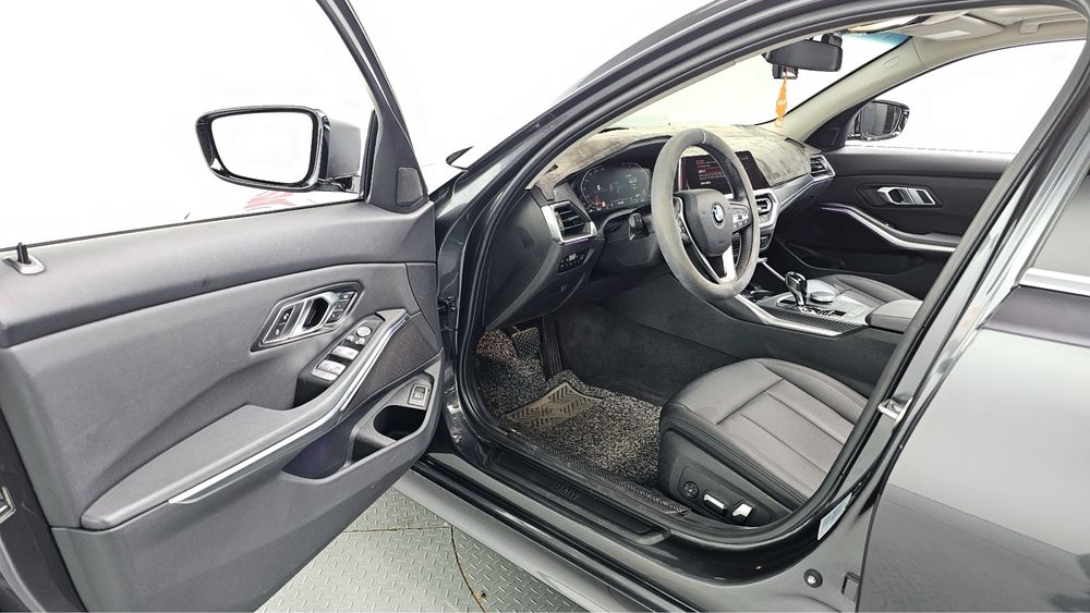 BMW 3-series 320i benzin 2021