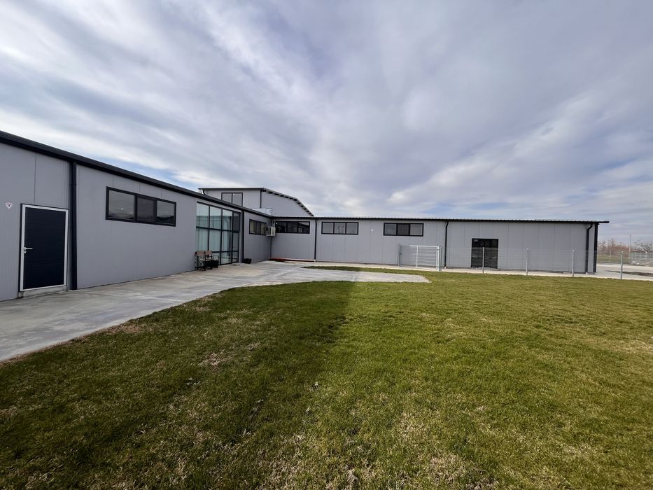 Дава се под наем Склад в с. Строево, Област Пловдив - 200 кв.м за 816 € - Снимка #3