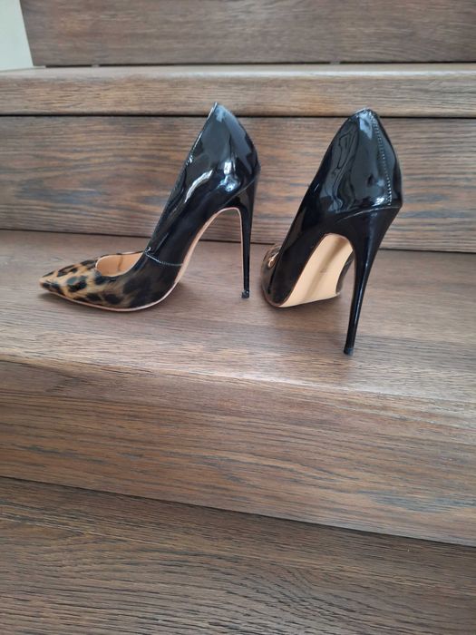 Дамски обувки елегантни токчета