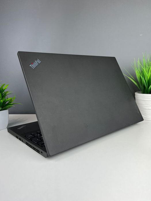 Ноутбук Lenovo Intel Core i5 6-поколение, 8/256 ГБ