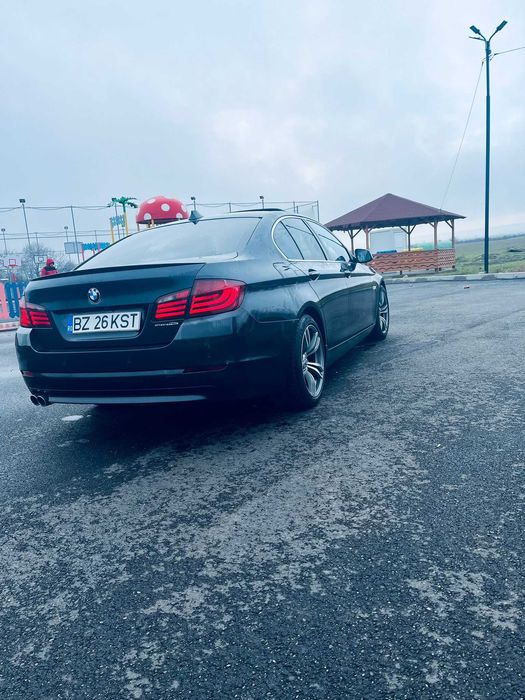 BMW F10 520d 2010 Automată Navi Mare Bi-Xenon Piele