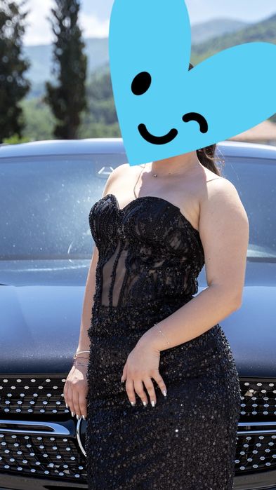 Черна бална рокля