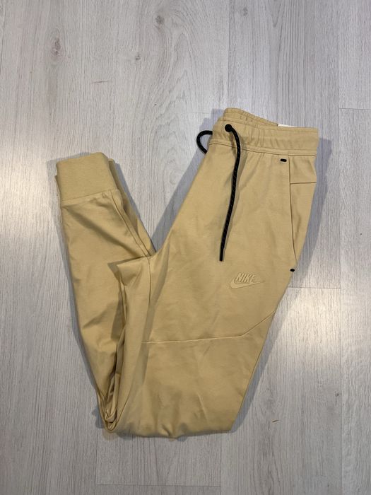 Nike Nylon hoodrich Tech Fleece НОВО  S M L adidas new balance under armor