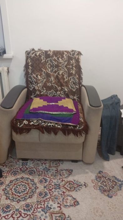 Диван и кресло новый